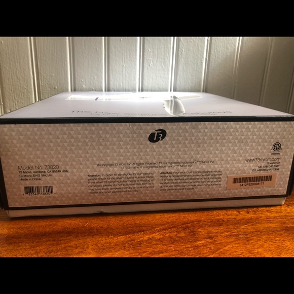 NIB never used T3 Featherweight 2 hair dryer! - Picture 2 of 4